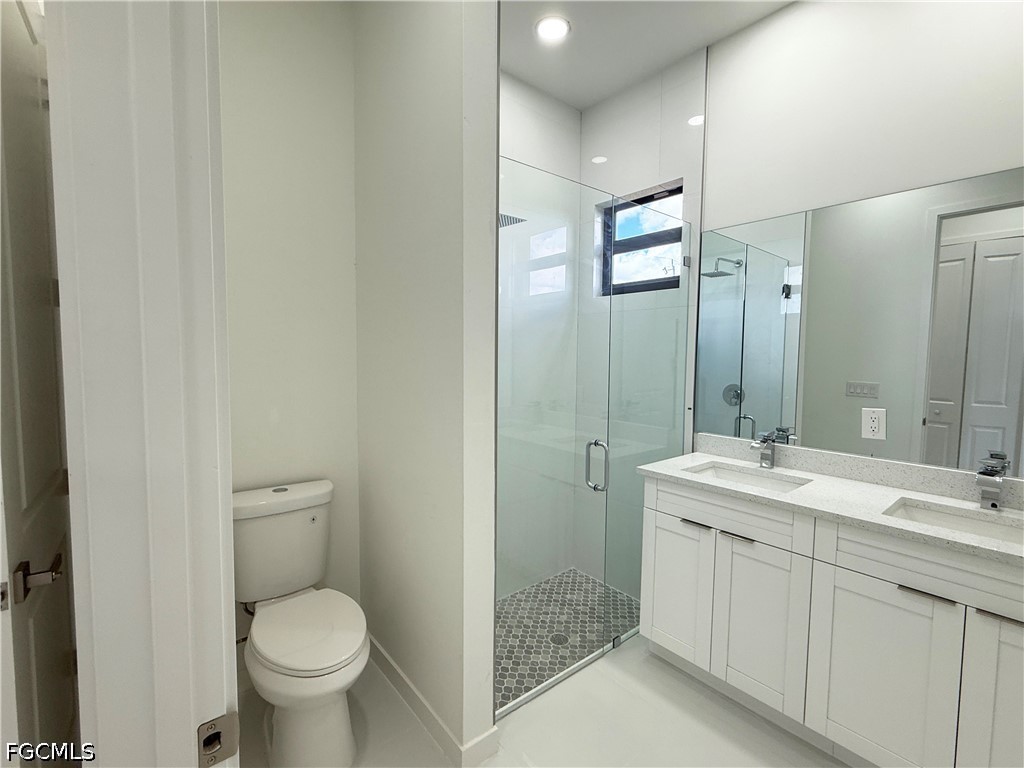 4 Bed SingleFamilyResidence for Sale in Cape Coral, photo 23