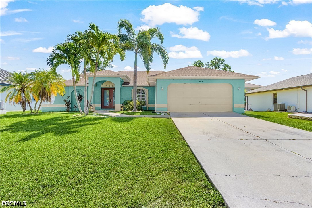 4 Bed SingleFamilyResidence for Sale in Cape Coral, photo 23