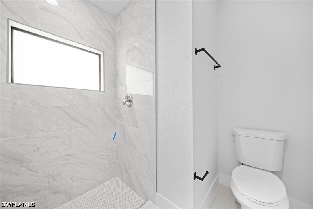 3 Bed SingleFamilyResidence for Sale in Lehigh Acres, photo 23
