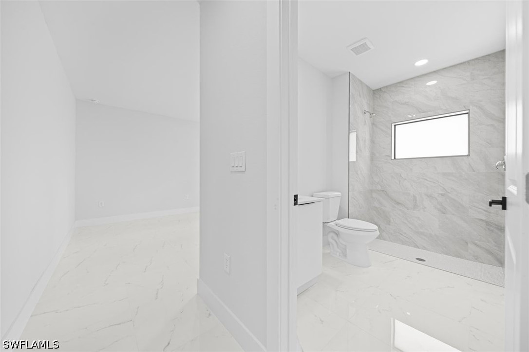 3 Bed SingleFamilyResidence for Sale in Lehigh Acres, photo 23