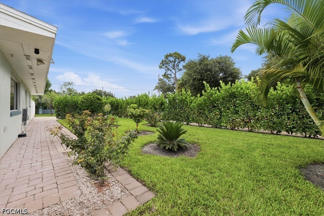 3 Bed Pool Home for Sale in Palmlee Park, photo 23
