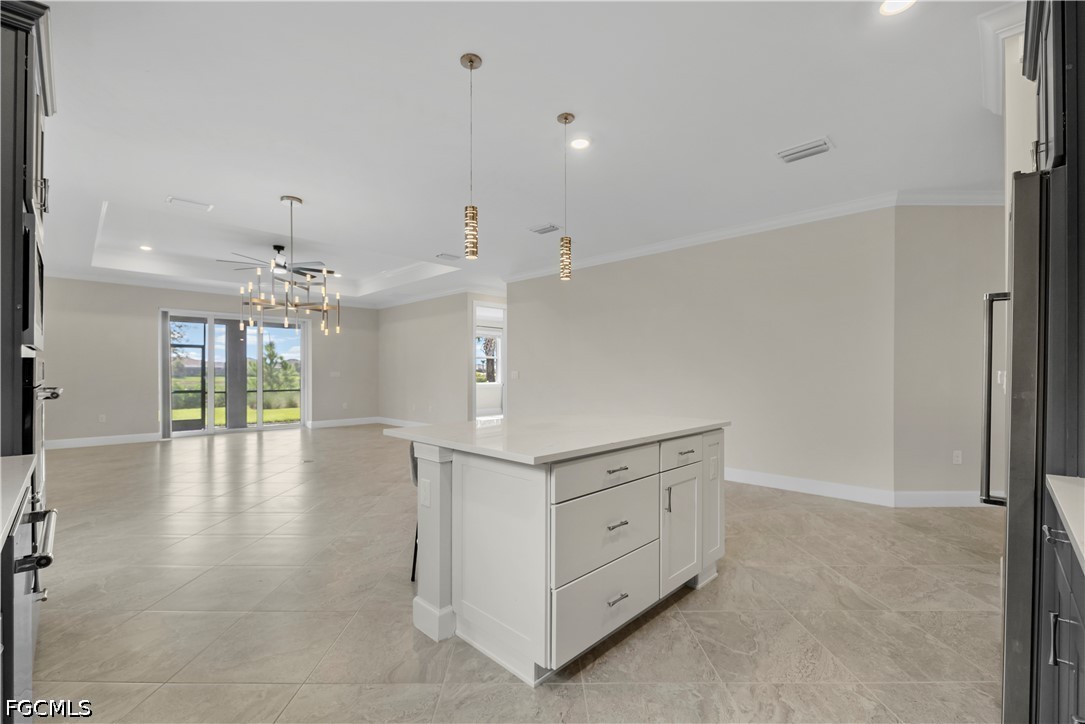 3 Bed SingleFamilyResidence for Sale in Northridge, photo 23
