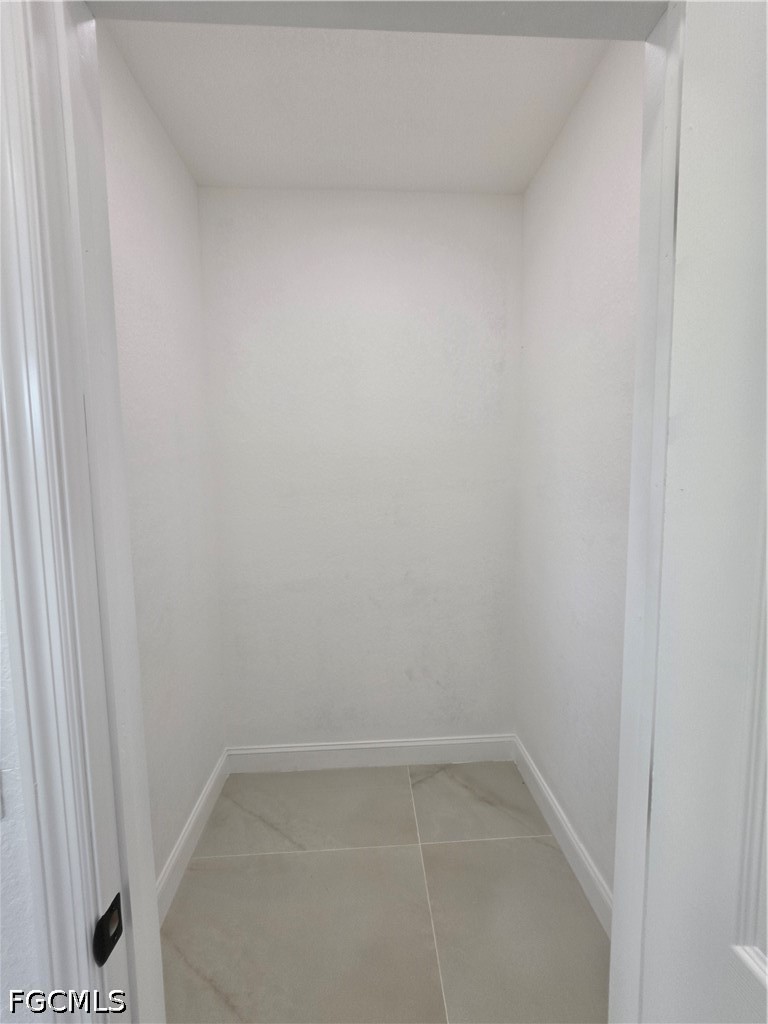 3 Bed SingleFamilyResidence for Sale in Lehigh Acres, photo 23