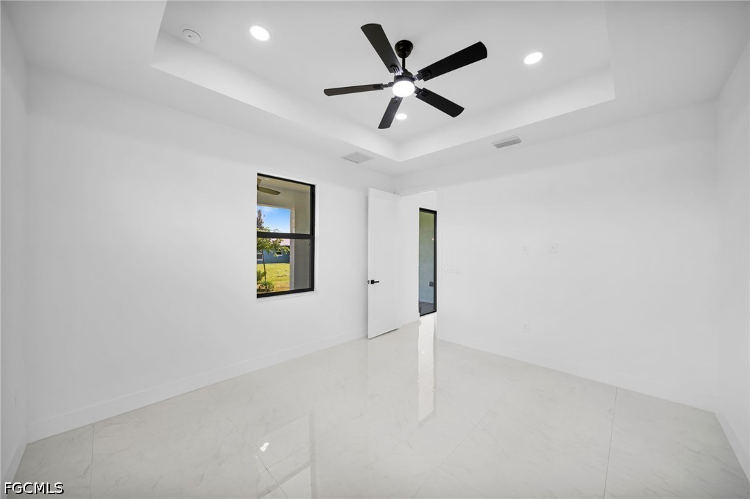 3 Bed SingleFamilyResidence for Sale in Cape Coral, photo 23