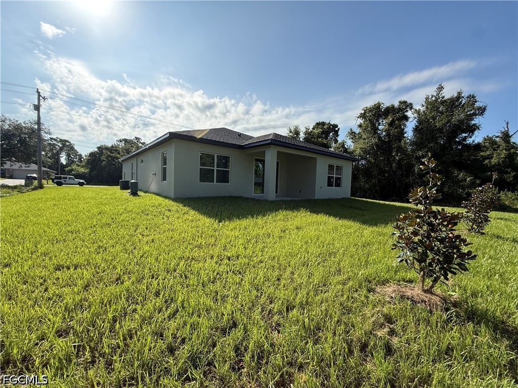 3 Bed SingleFamilyResidence for Sale in Lehigh Acres, photo 23