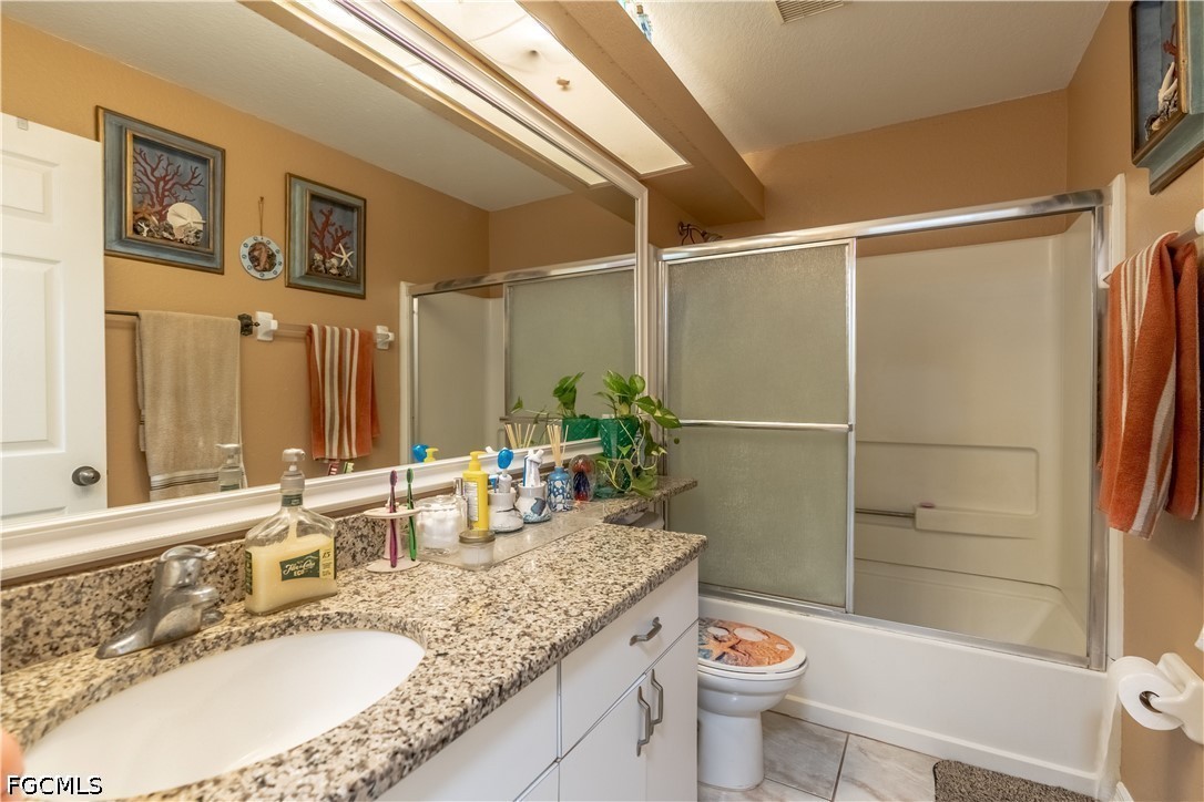 4 Bed SingleFamilyResidence for Sale in Naples, photo 23
