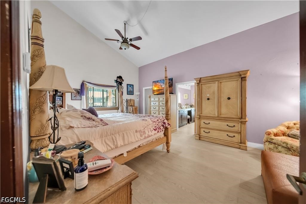 5 Bed SingleFamilyResidence for Sale in North Fort Myers, photo 23