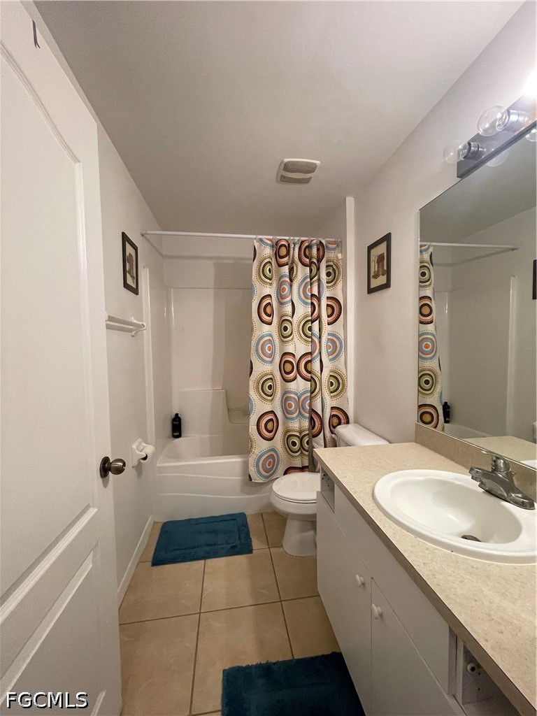 3 Bed SingleFamilyResidence for Sale in Lehigh Acres, photo 23