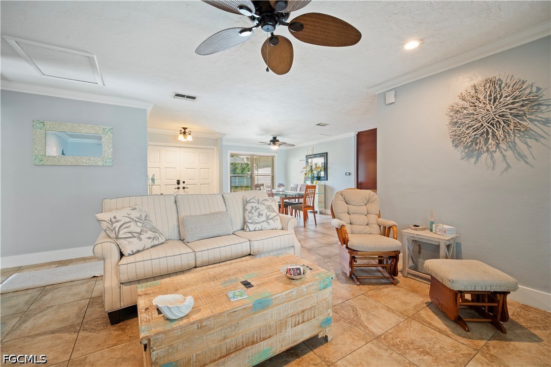 3 Bed Pool Home for Sale in Cape Coral, photo 23