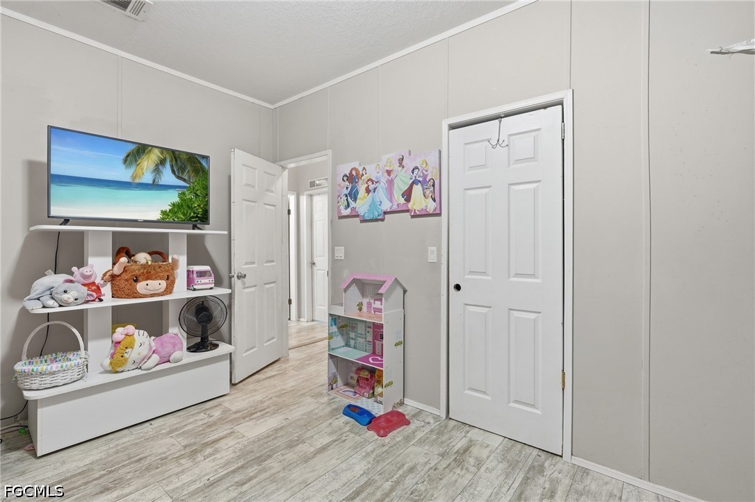 4 Bed ManufacturedHome for Sale in Labelle, photo 23