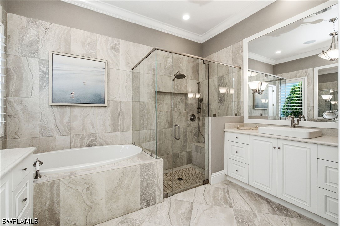 3 Bed Pool Home for Sale in Cabreo, photo 23