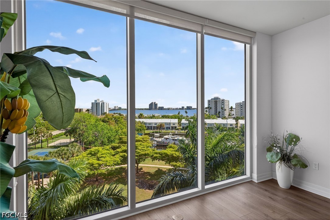 2 Bed Waterfront Home for Sale in North Star Yacht Club, photo 23