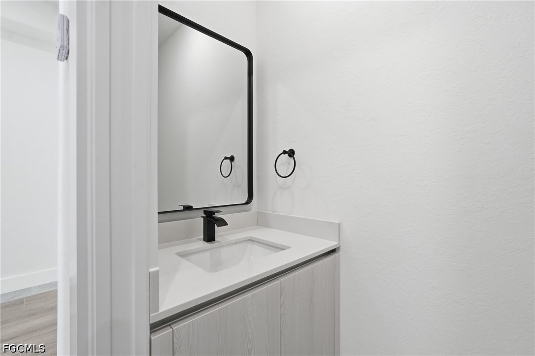3 Bed SingleFamilyResidence for Sale in Cape Coral, photo 23