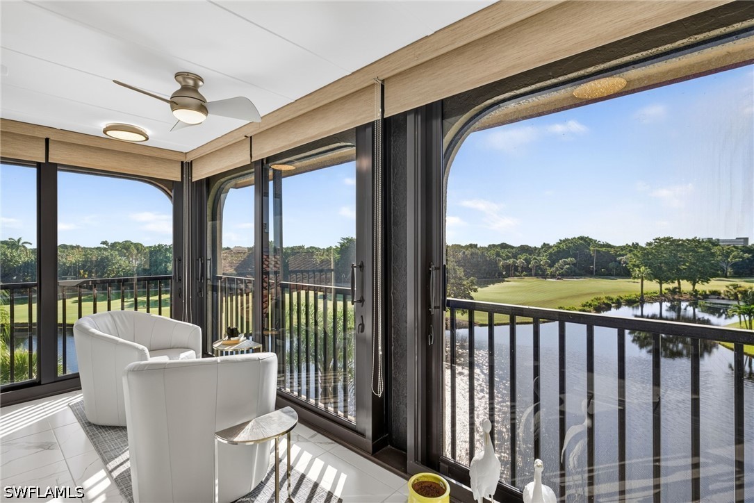 2 Bed Waterfront Home for Sale in Chateaumere, photo 23