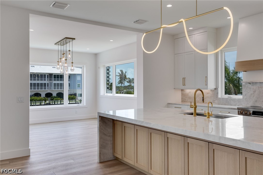 4 Bed Pool Home for Sale in Siesta Isles, photo 23