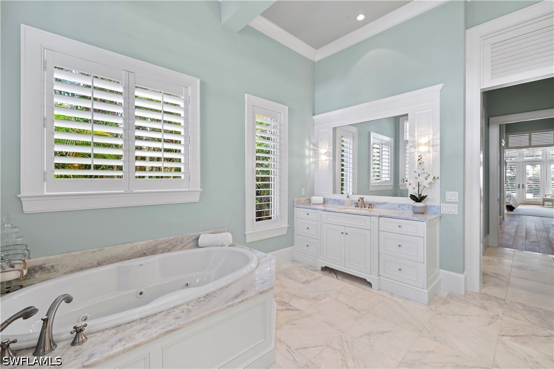 3 Bed Pool Home for Sale in Park Shore, photo 23