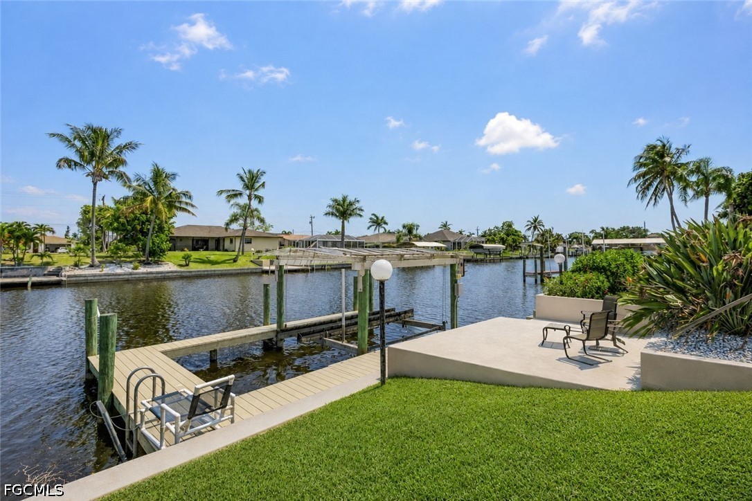 3 Bed Pool Home for Sale in Cape Coral, photo 23