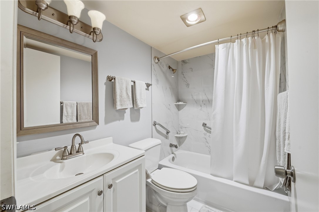 2 Bed Condominium for Sale in Naples, photo 23
