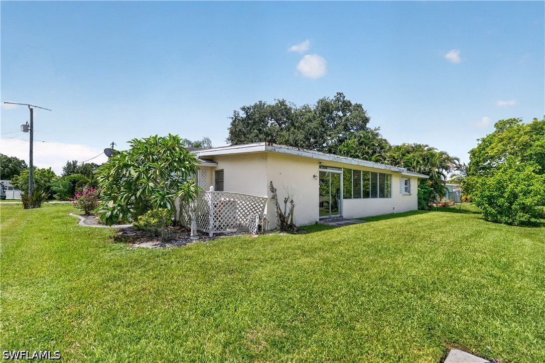 3 Bed Waterfront Home for Sale in Fort Myers, photo 23