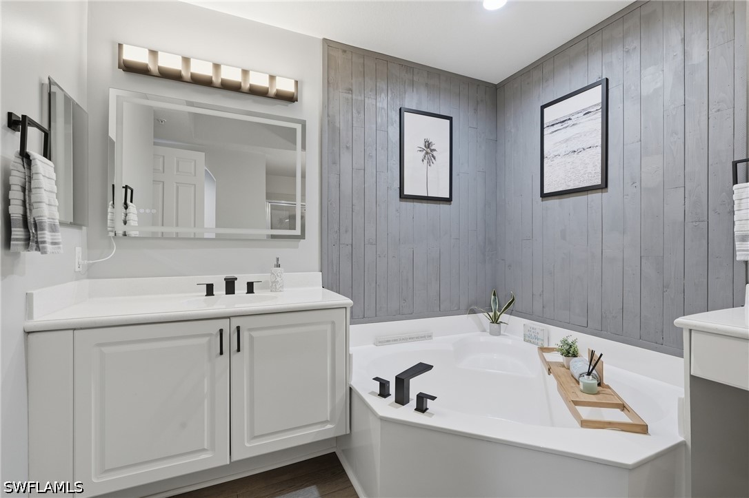 2 Bed Condominium for Sale in Mariposa, photo 23