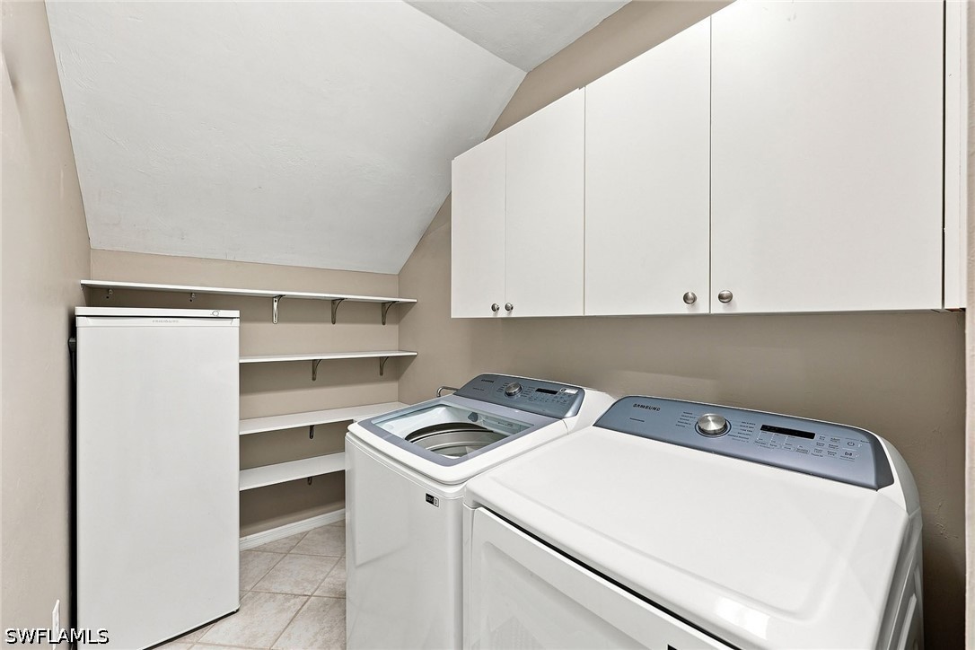 3 Bed Condominium for Sale in Bonita Springs, photo 23