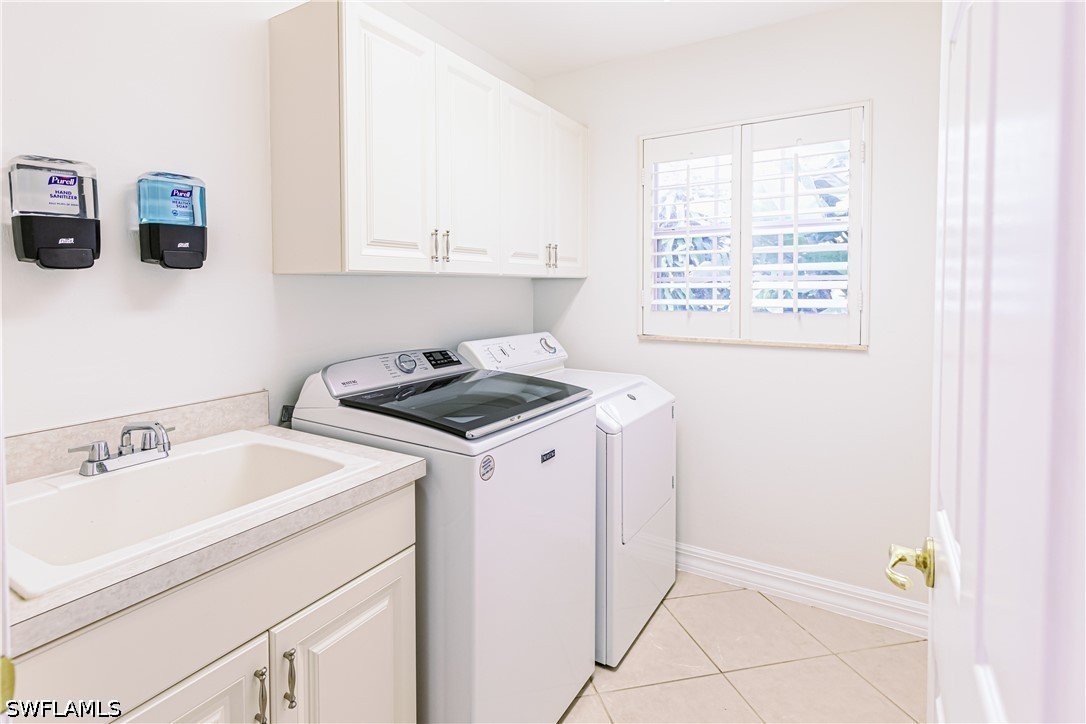 3 Bed Pool Home for Sale in Saturnia Lakes, photo 23