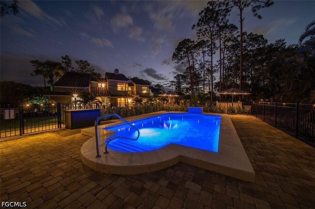 8 Bed Pool Home for Sale in Kings Lake, photo 23