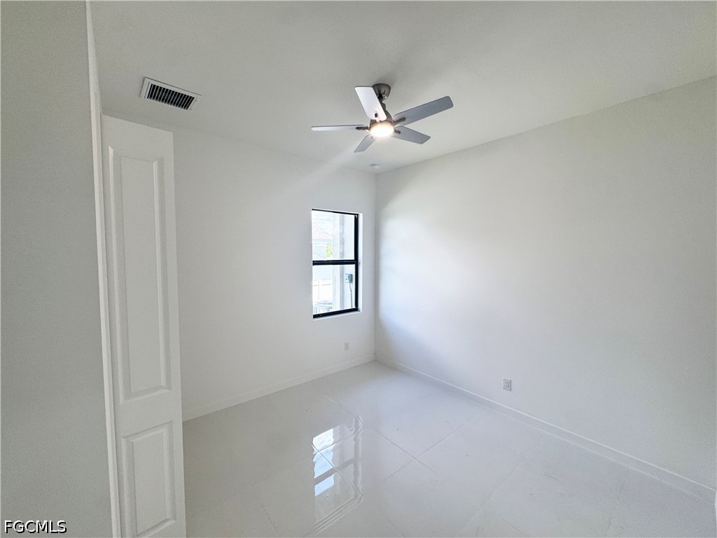 4 Bed SingleFamilyResidence for Sale in Cape Coral, photo 23