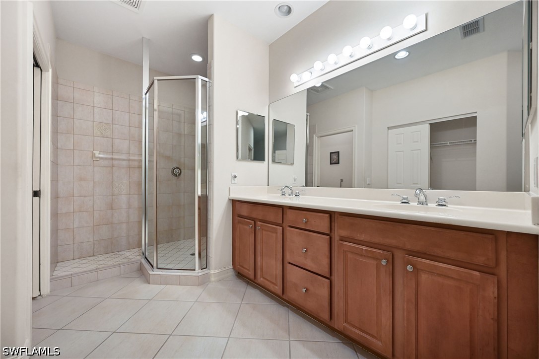 3 Bed Condominium for Sale in Bimini Bay, photo 23