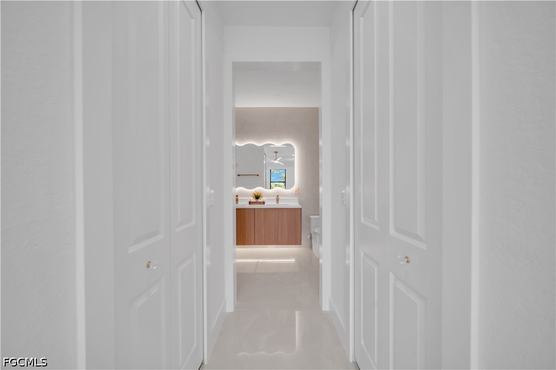 4 Bed SingleFamilyResidence for Sale in Lehigh Acres, photo 23