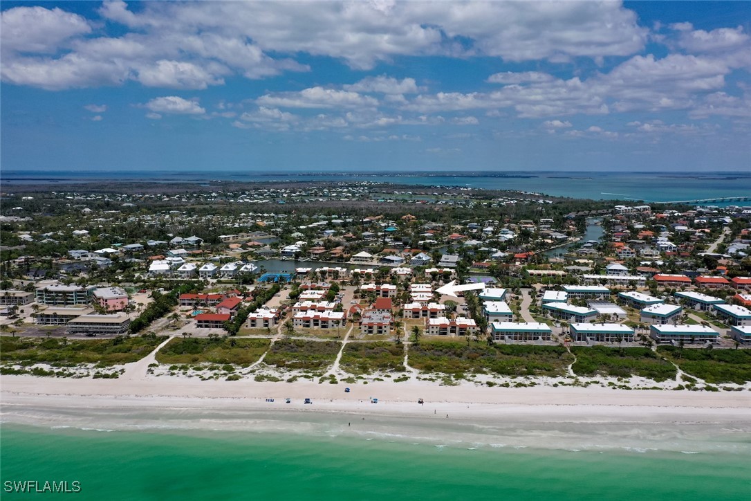 2 Bed Waterfront Home for Sale in Sanibel, photo 24