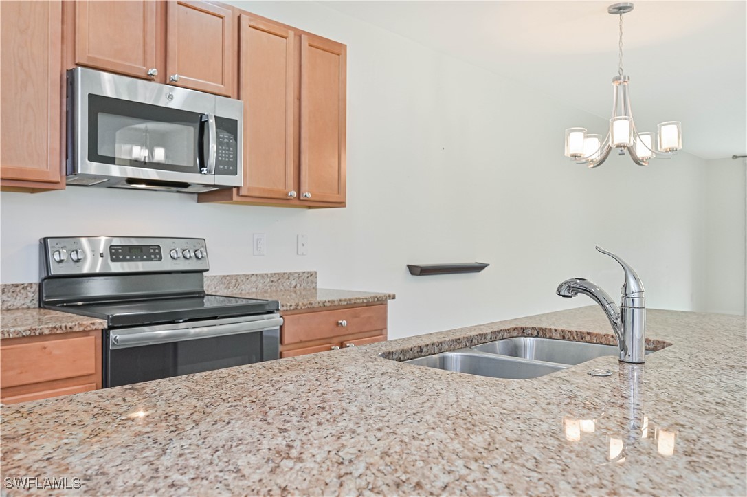 2 Bed Waterfront Home for Sale in Cascades, photo 24