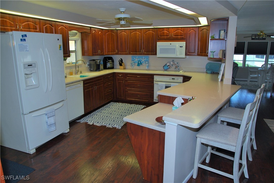 2 Bed ManufacturedHome for Sale in North Fort Myers, photo 24