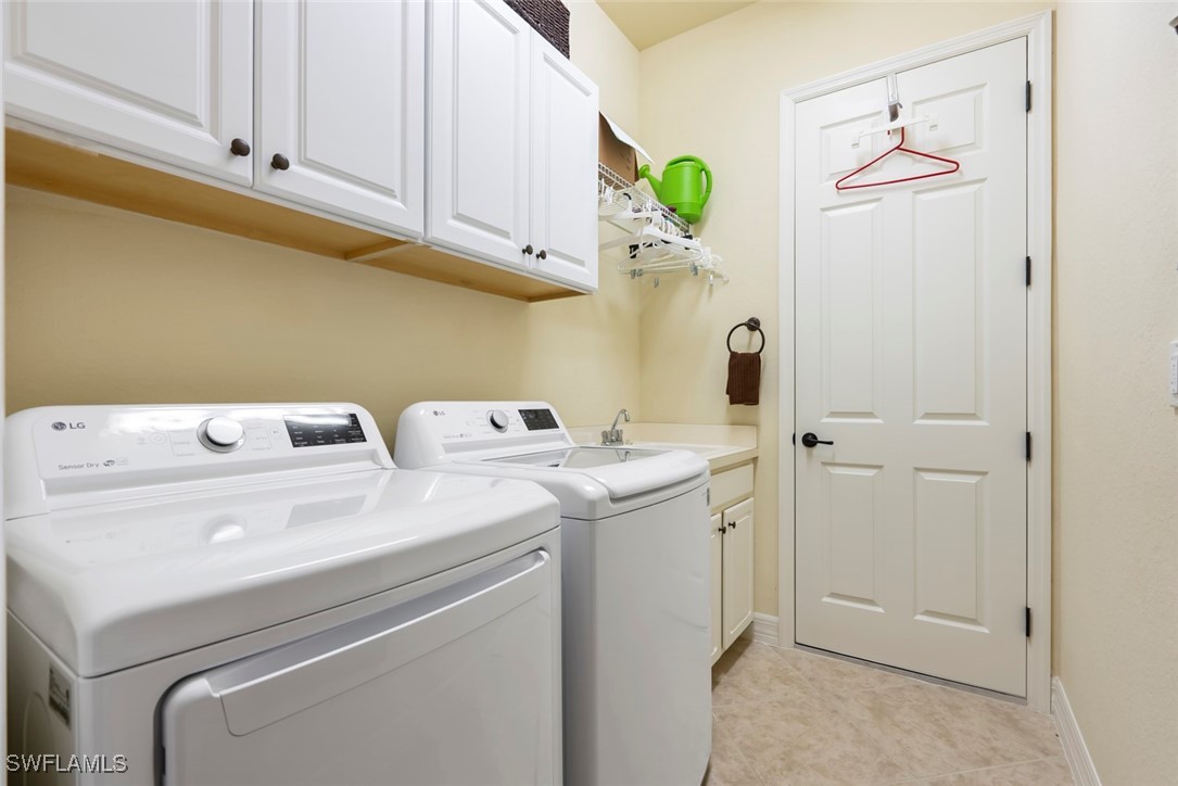 4 Bed Pool Home for Sale in Naples, photo 24