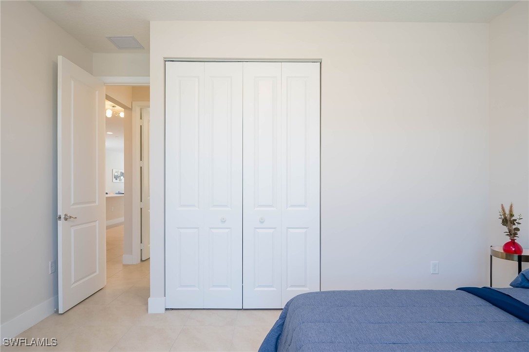 3 Bed SingleFamilyResidence for Sale in Silverwood, FL — photo 24