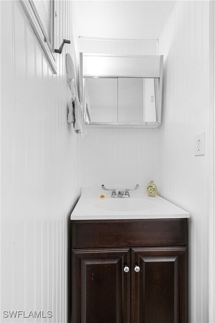 2 Bed ManufacturedHome for Sale in Fort Myers, FL, $80,000 — photo 24