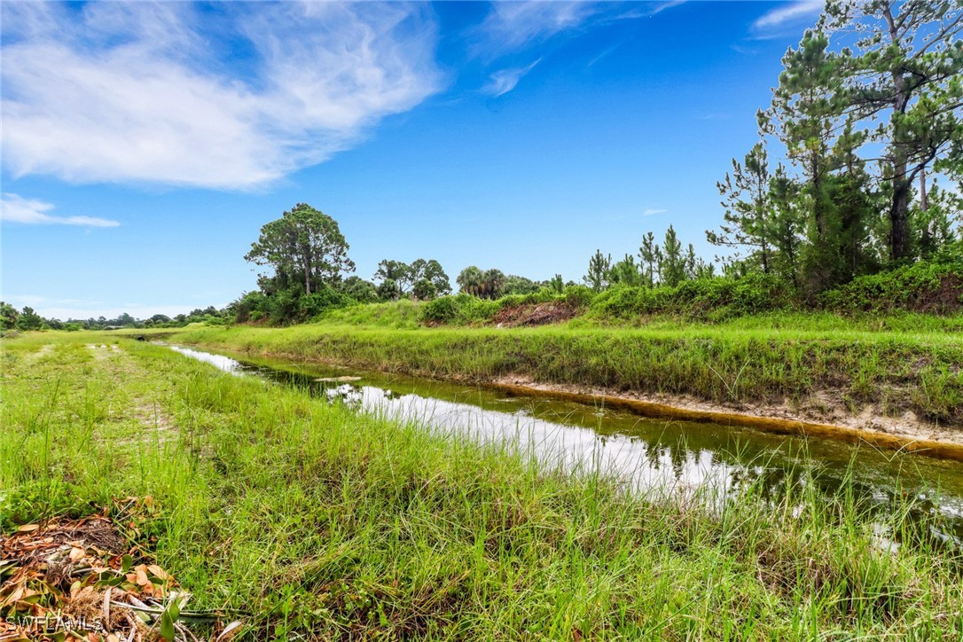 4 Bed Waterfront Home for Sale in Lehigh Acres, photo 24