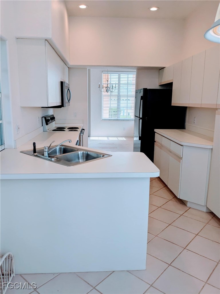 3 Bed SingleFamilyResidence for Sale in Seminole, FL — photo 24