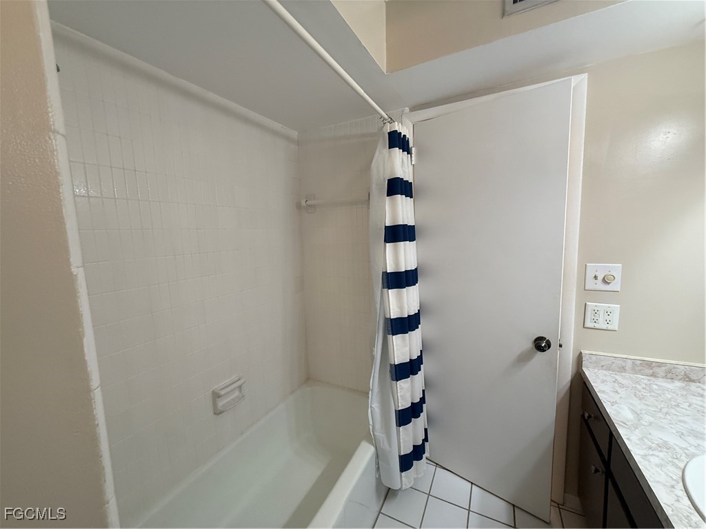 2 Bed Condominium for Sale in Greenwood Condo, FL, $114,500 — photo 24