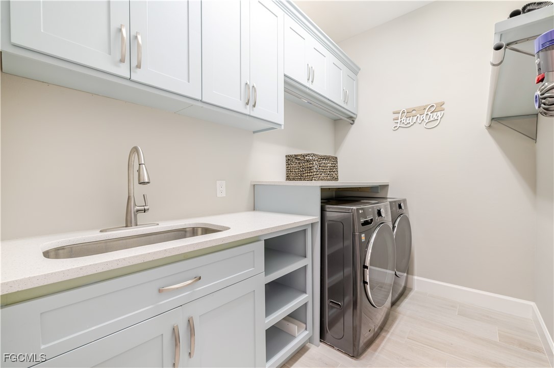 5 Bed Pool Home for Sale in Corkscrew Shores, photo 24