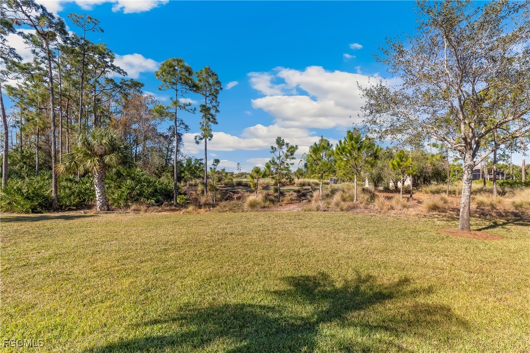 2 Bed SingleFamilyResidence for Sale in Somerset, FL — photo 24