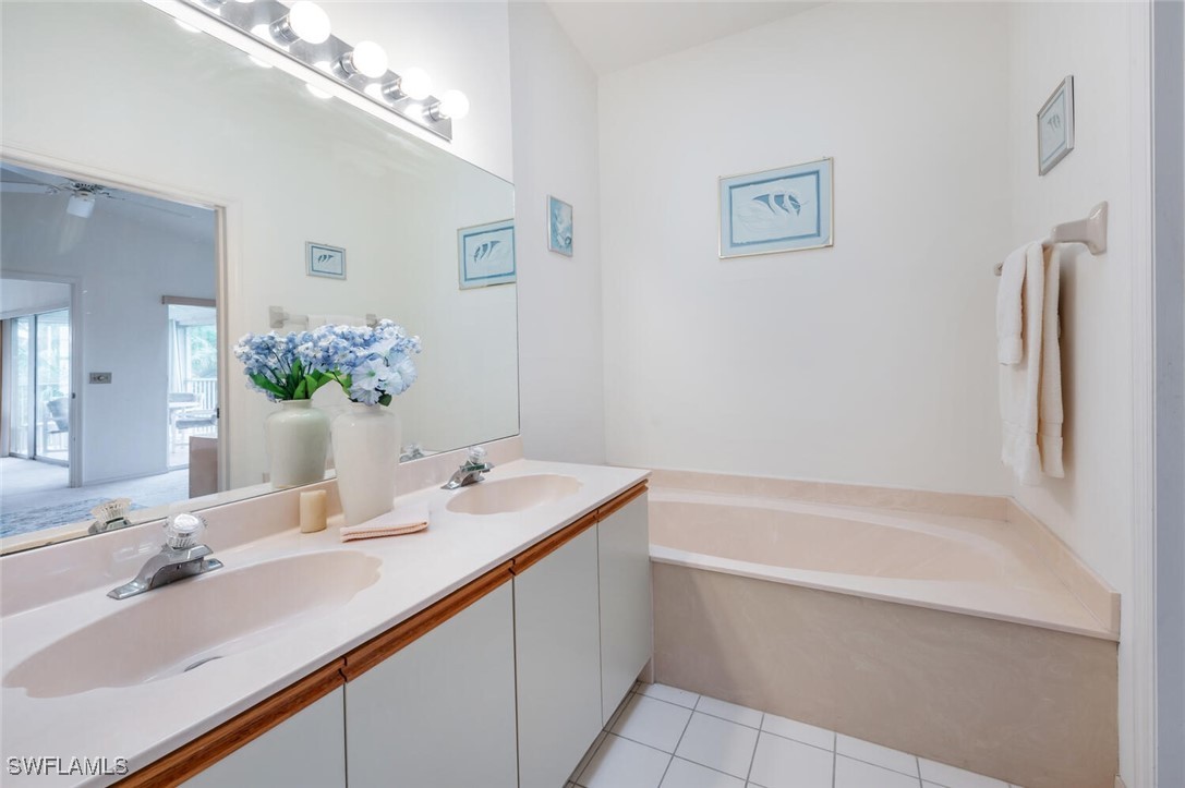 3 Bed Condominium for Sale in Tamarynd Place, photo 24