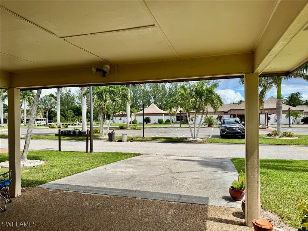 2 Bed Waterfront Home for Sale in Fort Myers, photo 24