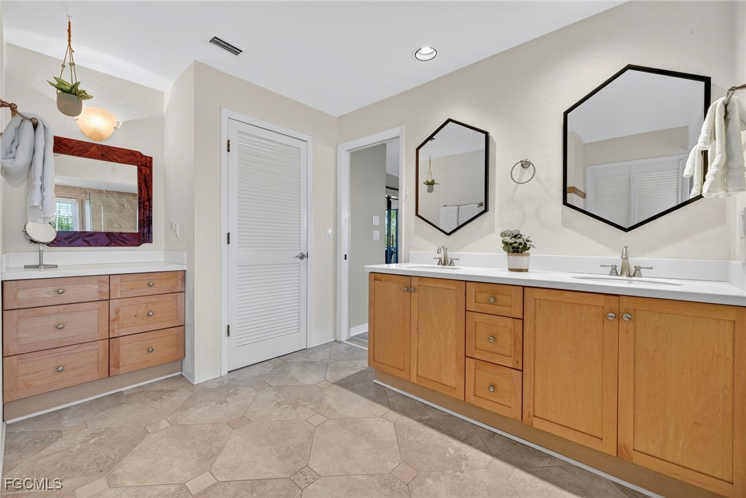 3 Bed Waterfront Home for Sale in Sanibel, FL, $750,000 — photo 24