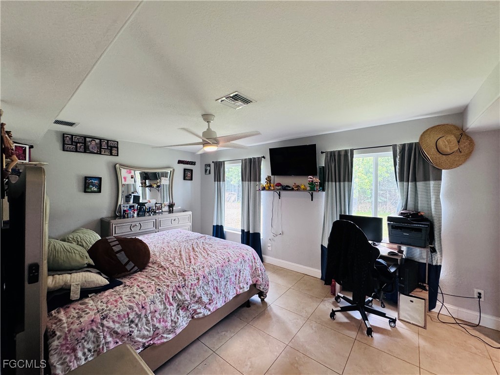 3 Bed SingleFamilyResidence for Sale in Cape Coral, FL — photo 24