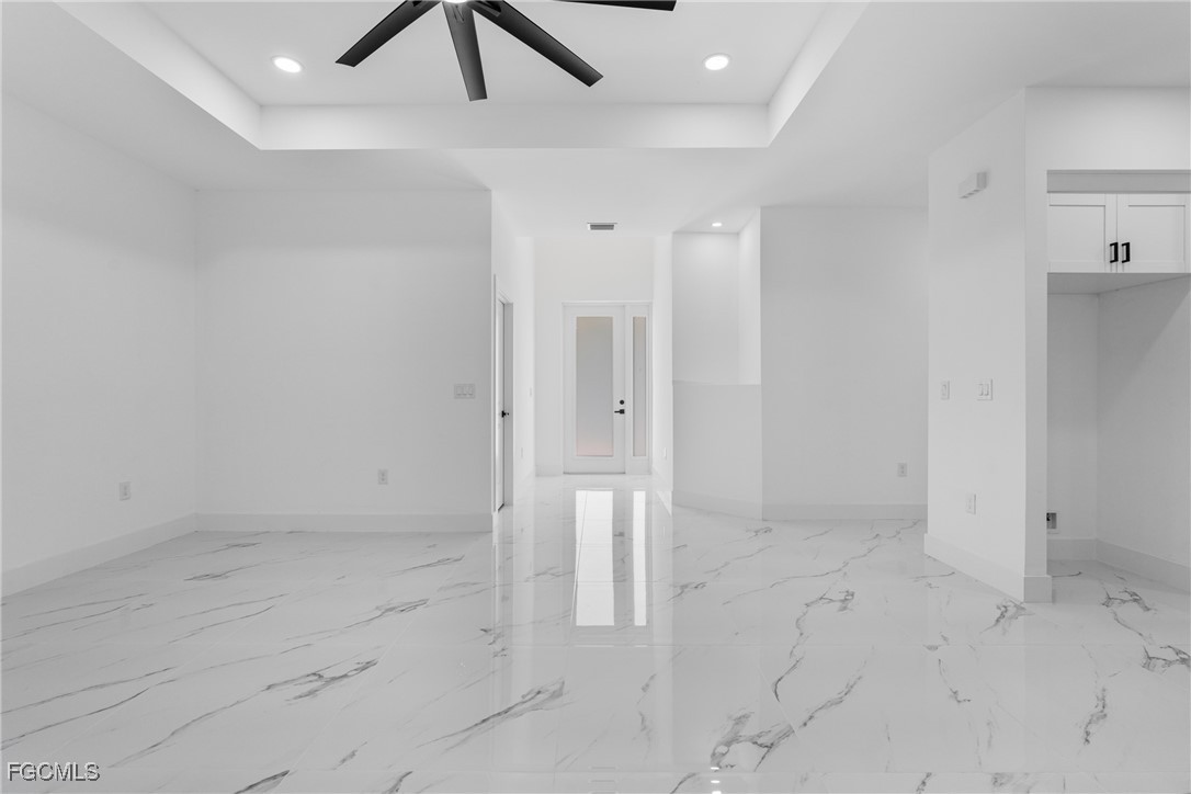 4 Bed SingleFamilyResidence for Sale in Lehigh Acres, photo 24