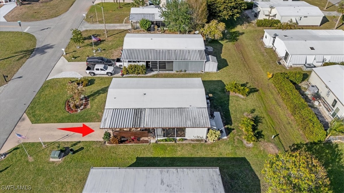 2 Bed ManufacturedHome for Sale in Riverwood, FL, $189,000 — photo 24