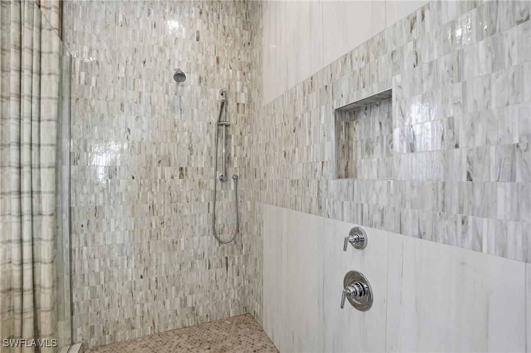 4 Bed Pool Home for Sale in Wildblue, photo 24