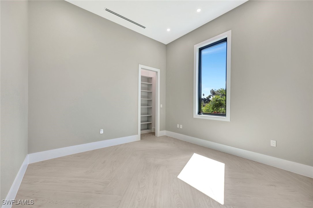 5 Bed Pool Home for Sale in Four Seasons, photo 24