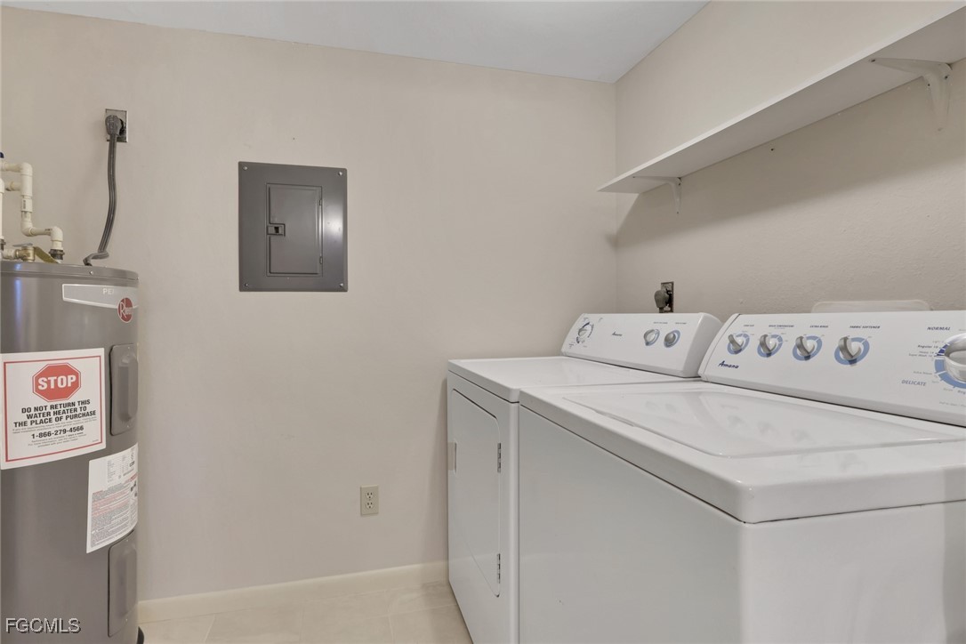 2 Bed Waterfront Home for Sale in Cape Coral, photo 24